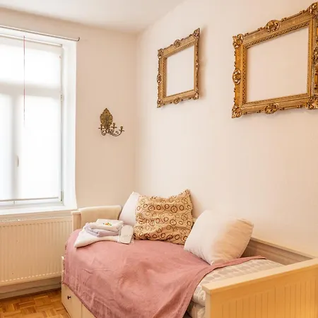 In Kuenstlerwohnung * Στουτγκάρδη