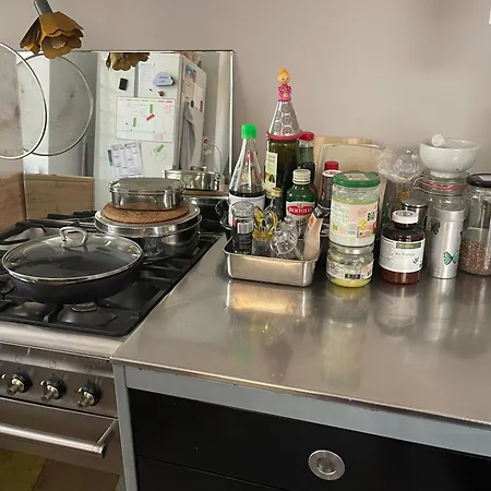 Homestay szállás In Kuenstlerwohnung *